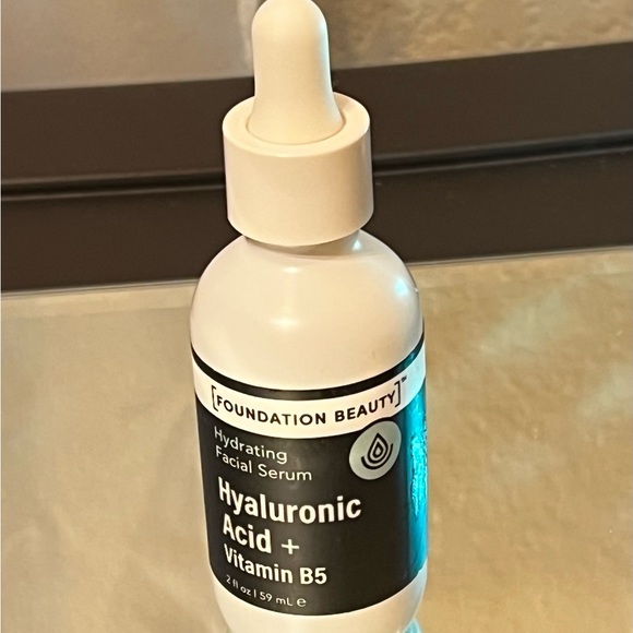 Foundation Beauty Hydrating Facial Serum Hyaluronic Acid & Vitamin B5 brand new - Picture 2 of 9
